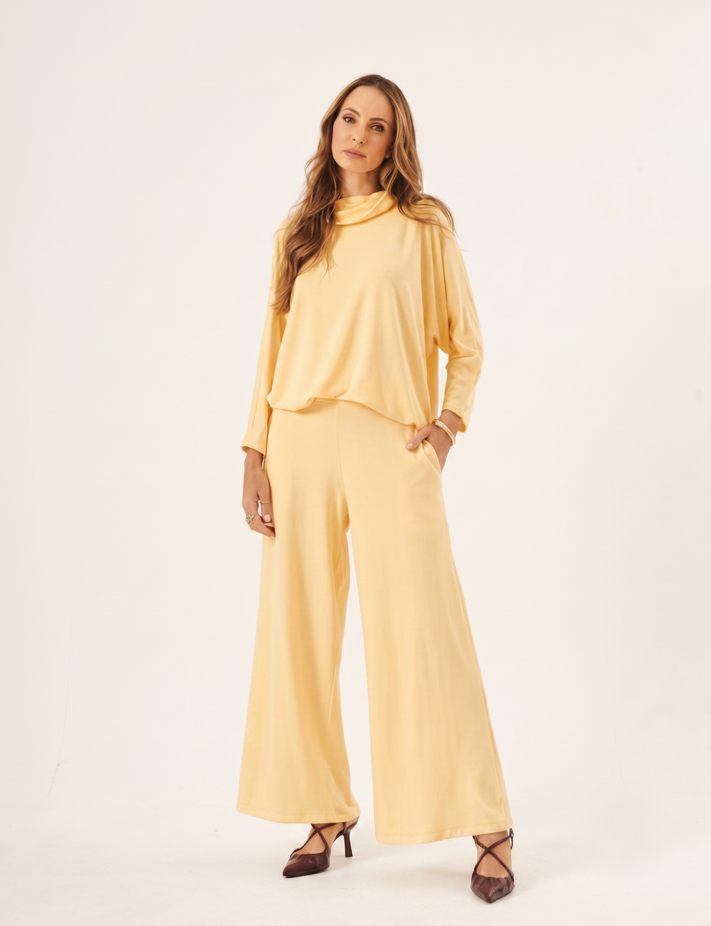 Conjunto Panamá Amarelo Manteiga