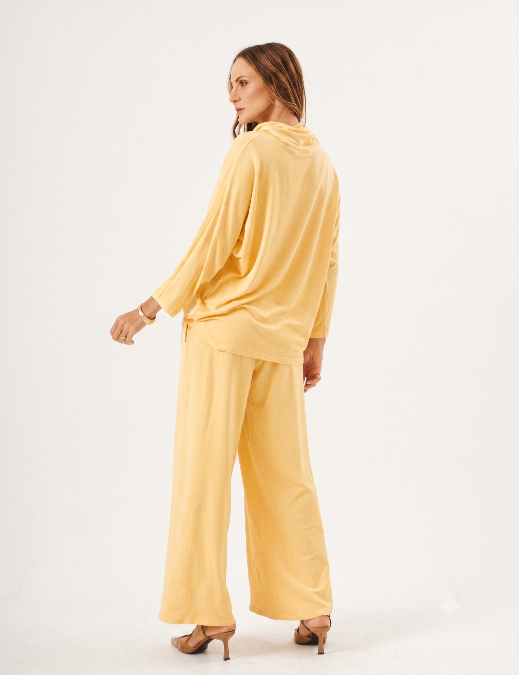 Conjunto Panamá Amarelo Manteiga