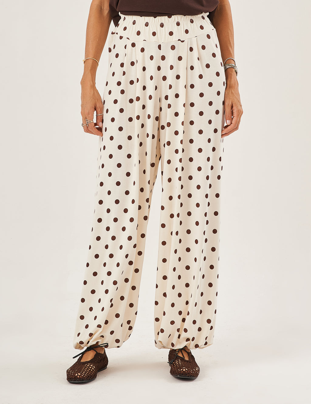 Calça Aladin Poá Off White com Capuccino