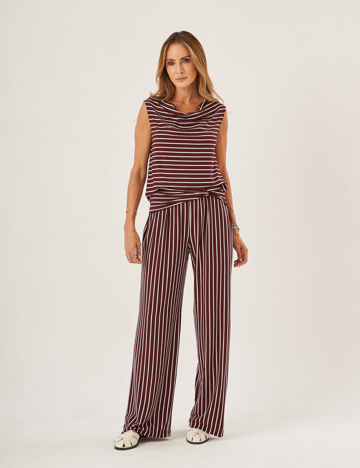Conjunto Ella Listrado Bordô