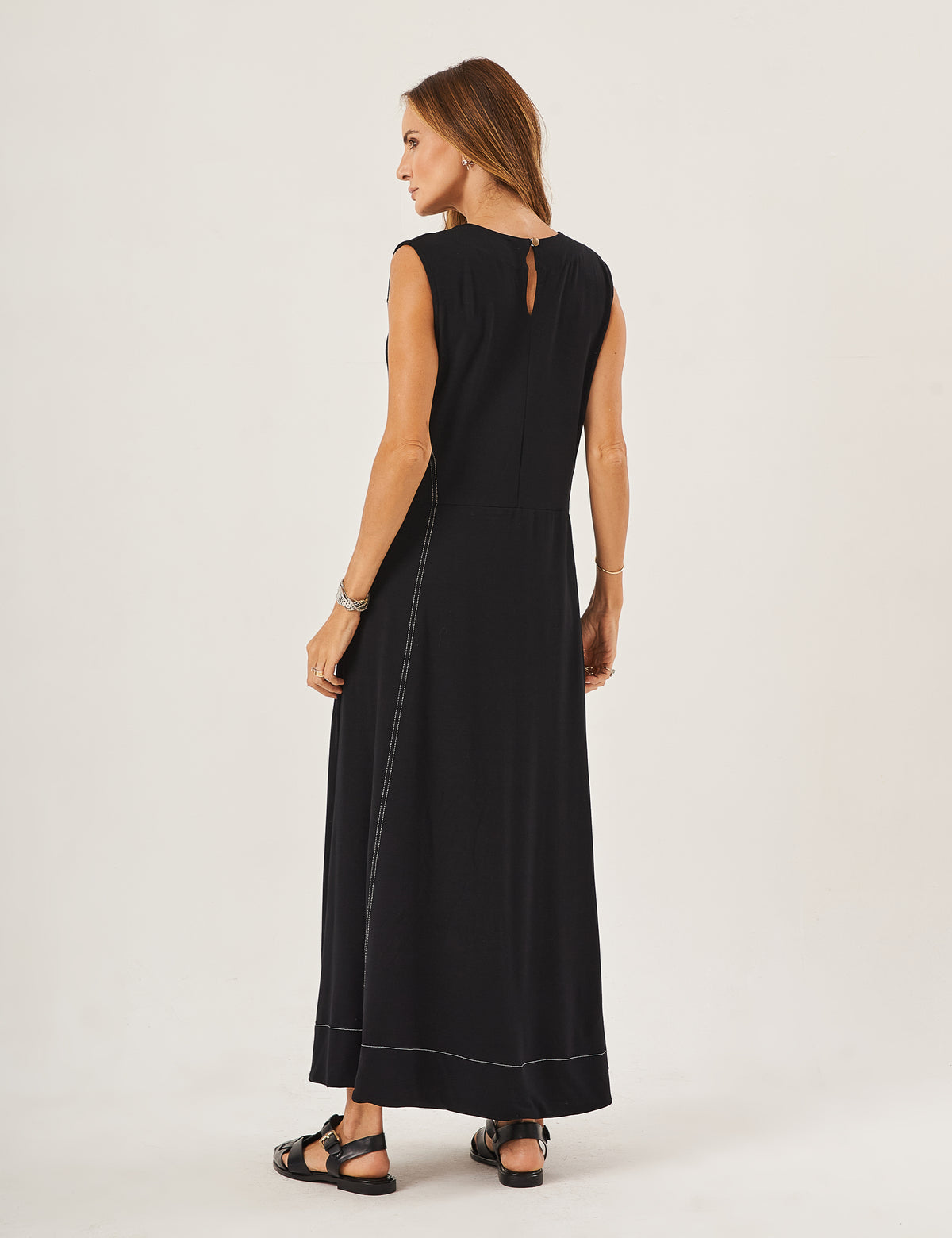 Vestido Pespontado Amelia Preto
