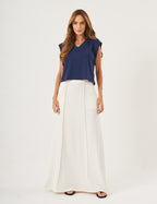 Conjunto Blusa Alessia Azul Marinho e Saia Melanie Off White