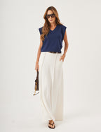 Conjunto Blusa Alessia Azul Marinho e Saia Melanie Off White