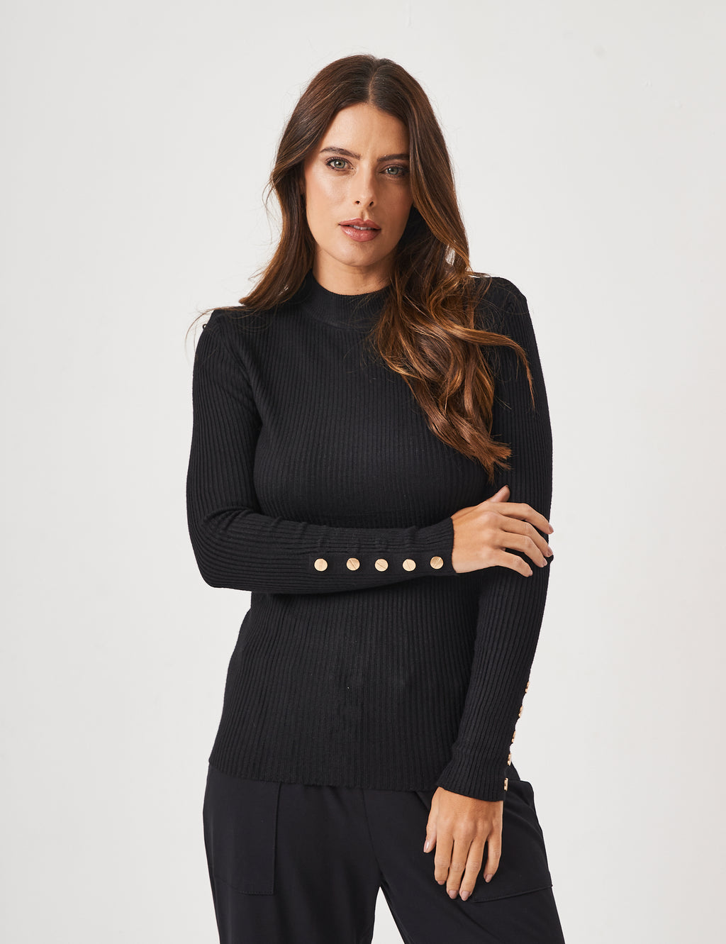 Tricot Preto Com Botões Dourados