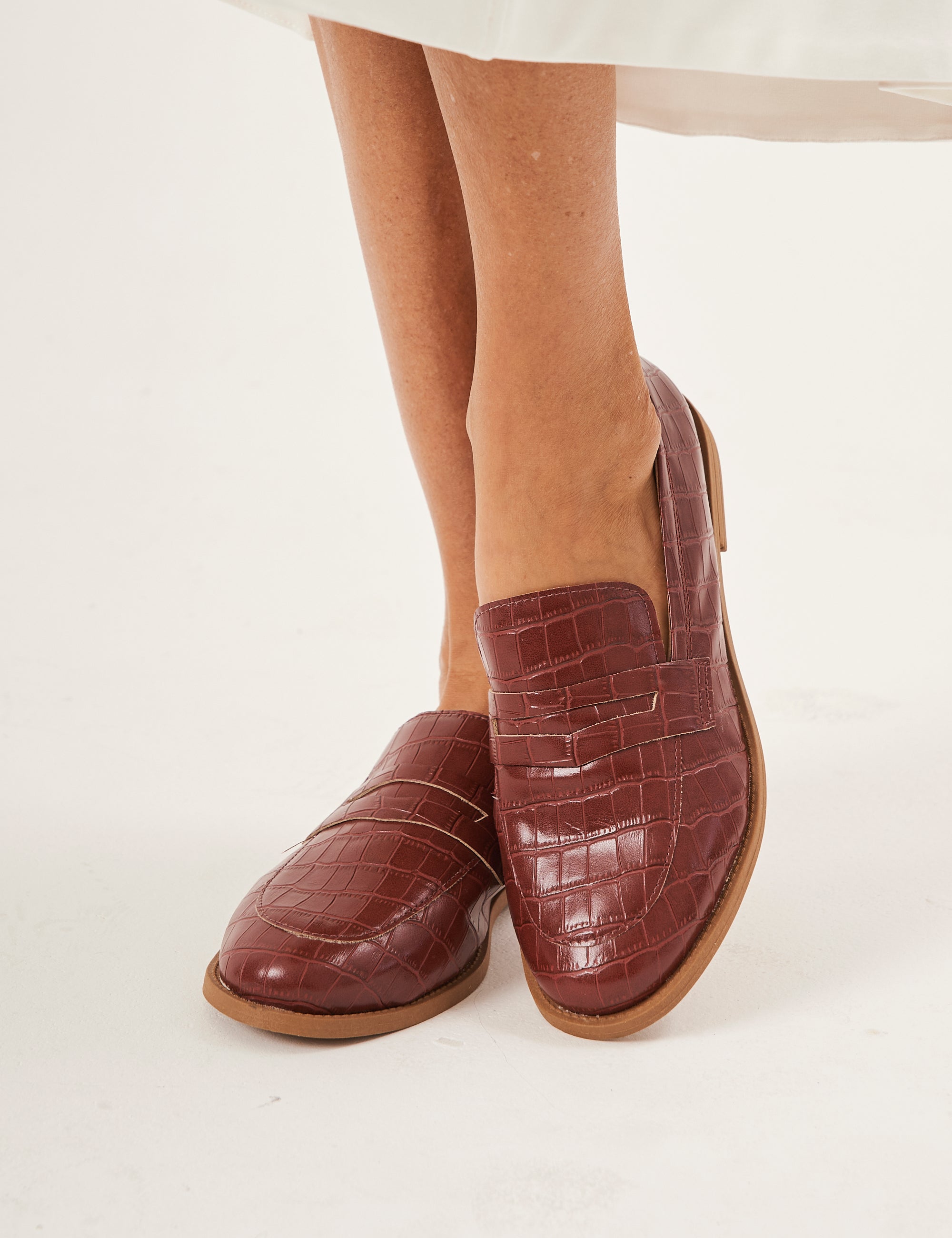Sapato Loafer Croco Bordô