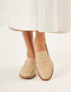 Sapato Loafer Croco Bege
