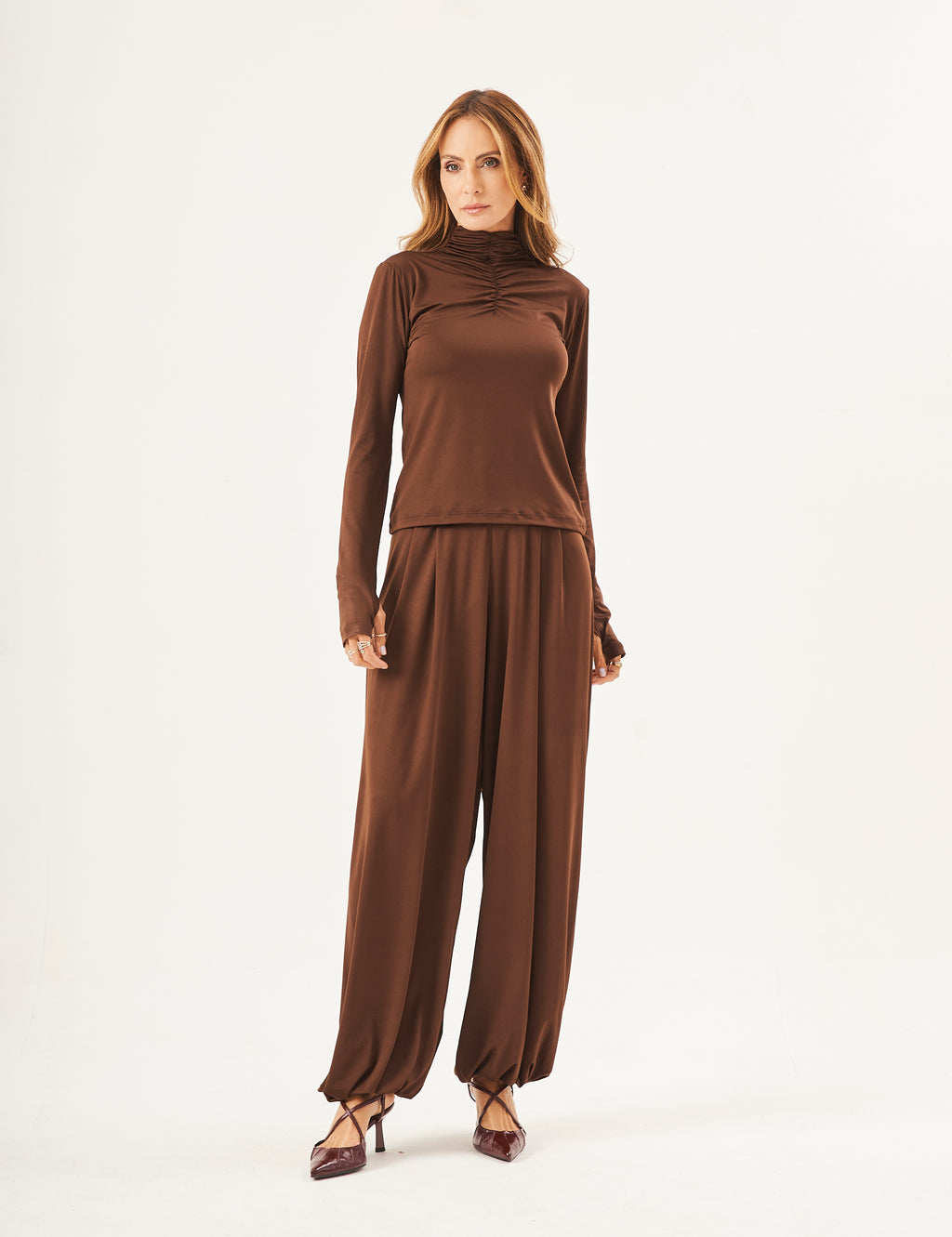Conjunto Cecilia Marrom