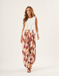 Conjunto Regata Ayla Off White e Calça Cecilia Estampa Malbec