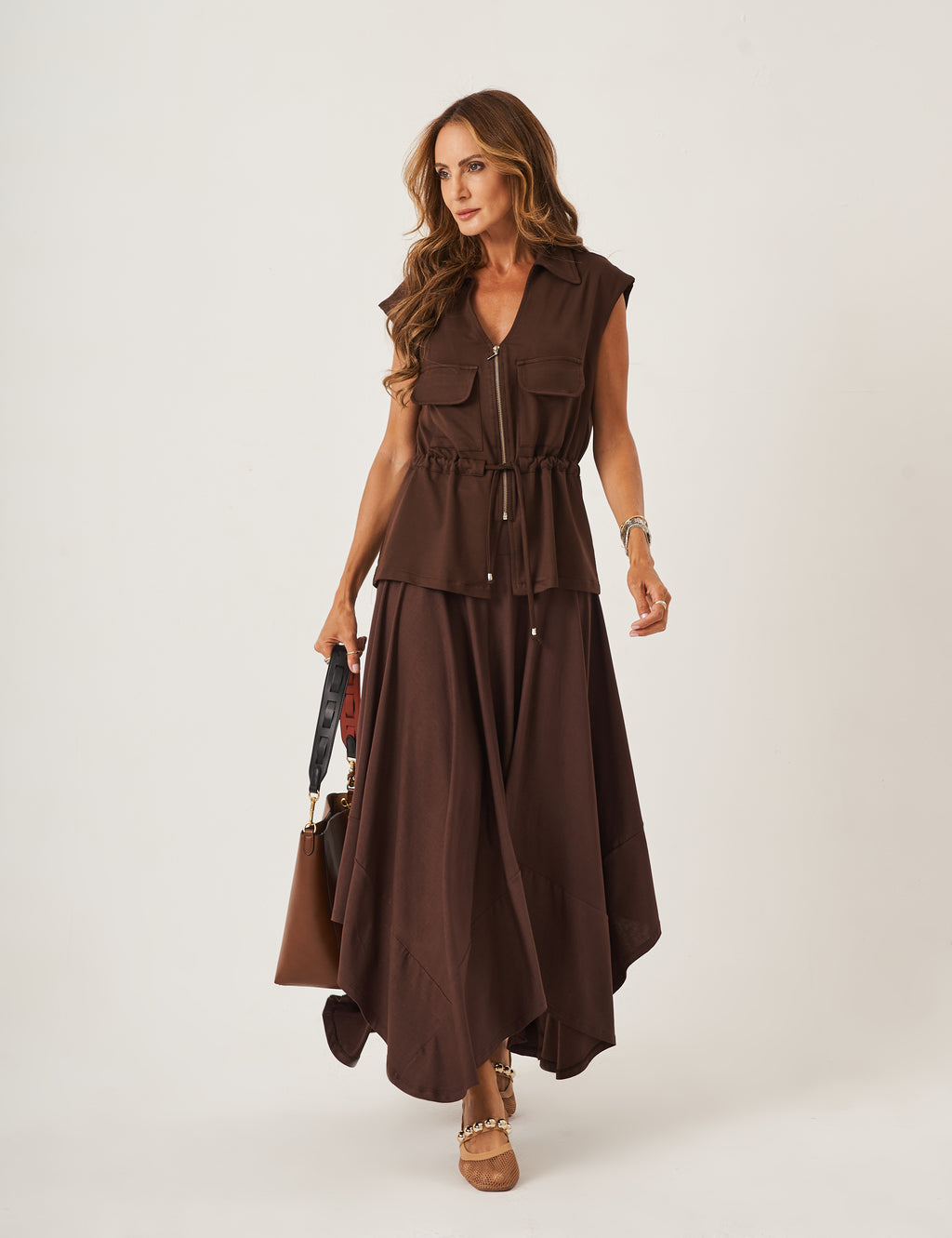 Conjunto Colete Havanna Marrom e Saia Eloa Marrom