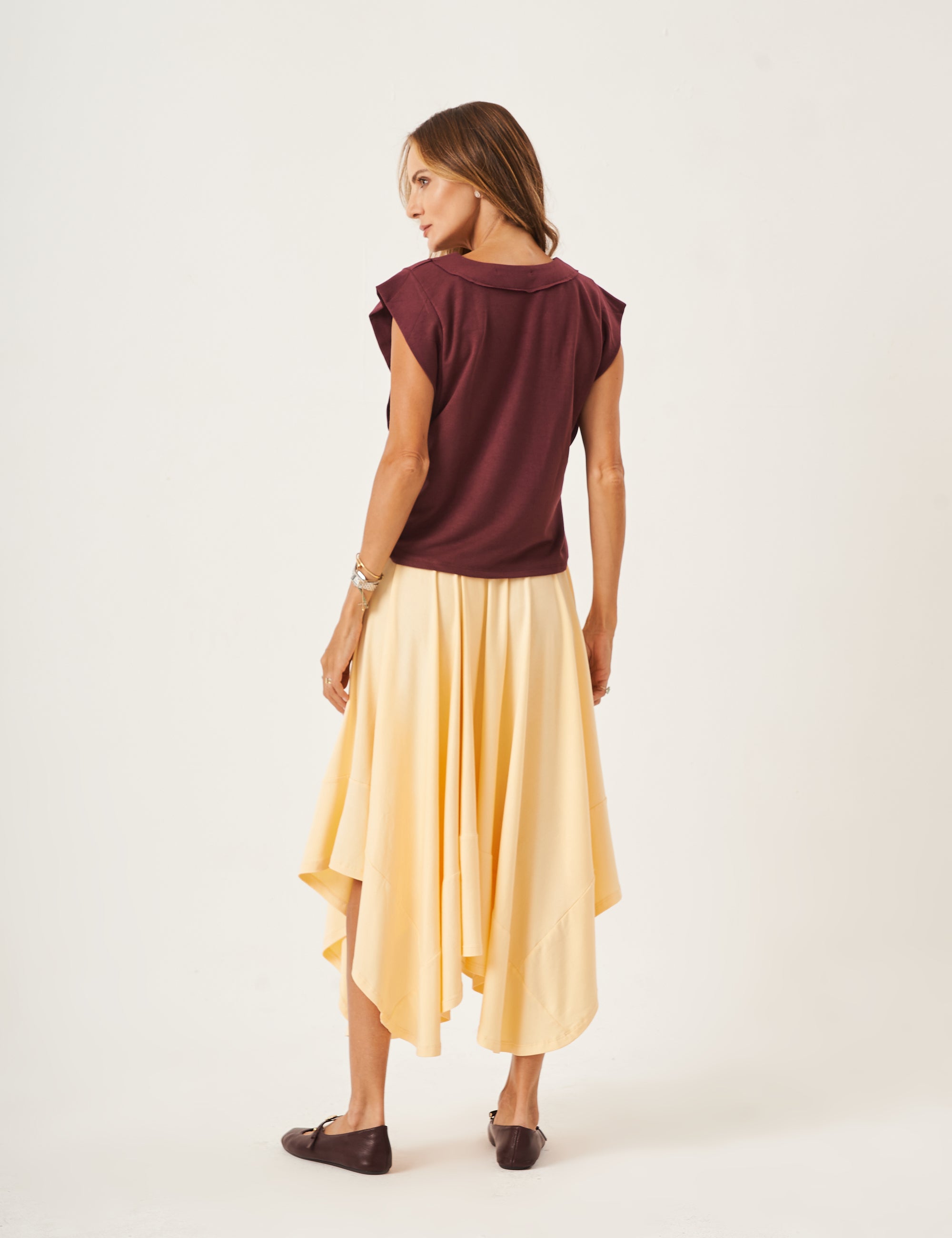 Conjunto Blusa Alessia Malbec e Saia Eloa Amarelo Manteiga
