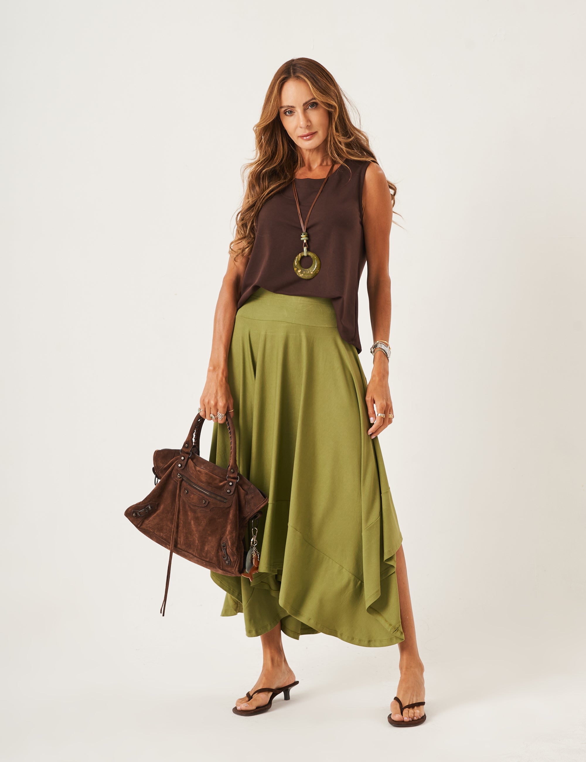 Conjunto Blusa Ayla Marrom e Saia Eloá Verde Oliva