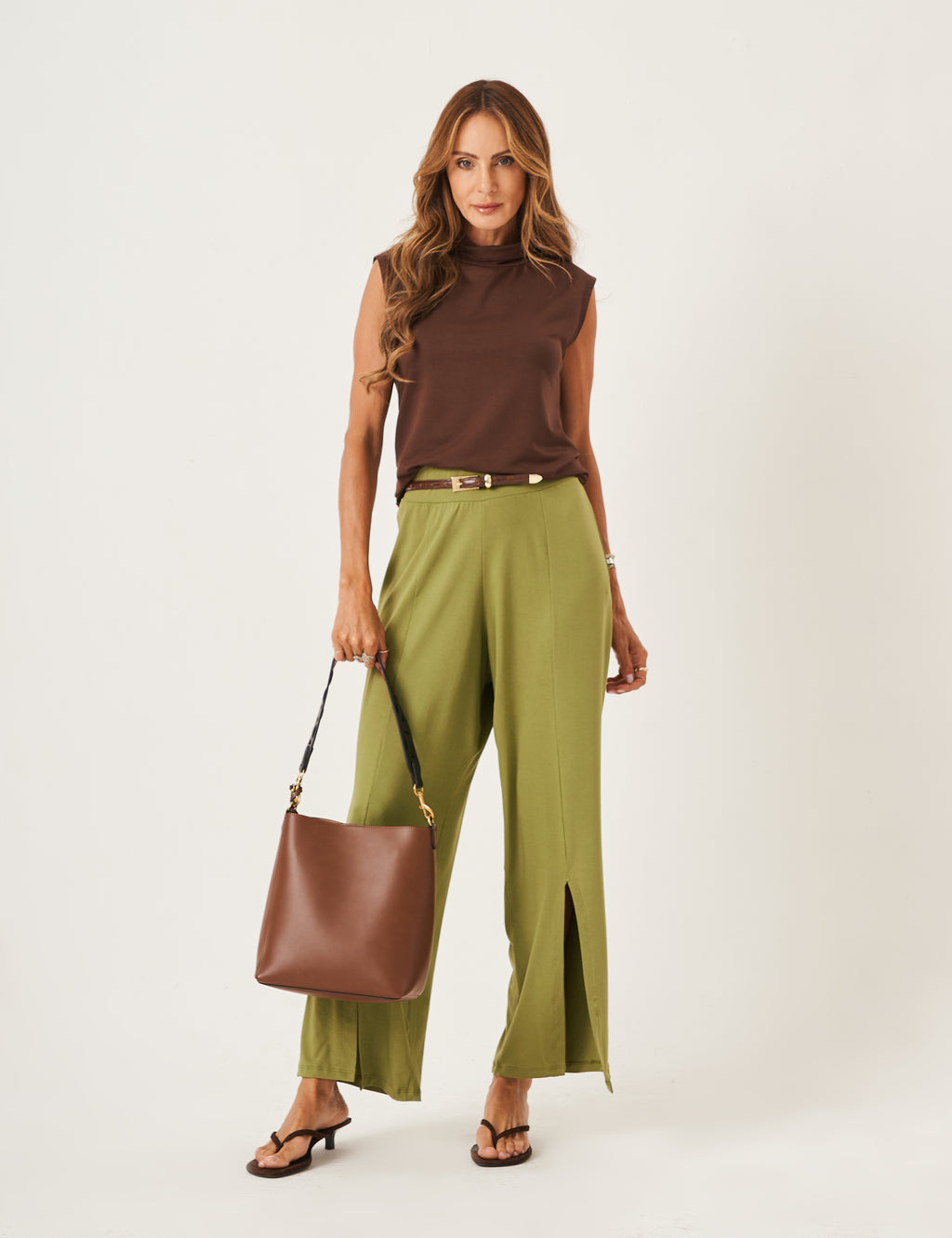 Conjunto Blusa Ayla Marrom e Calça Florence Verde Olivia