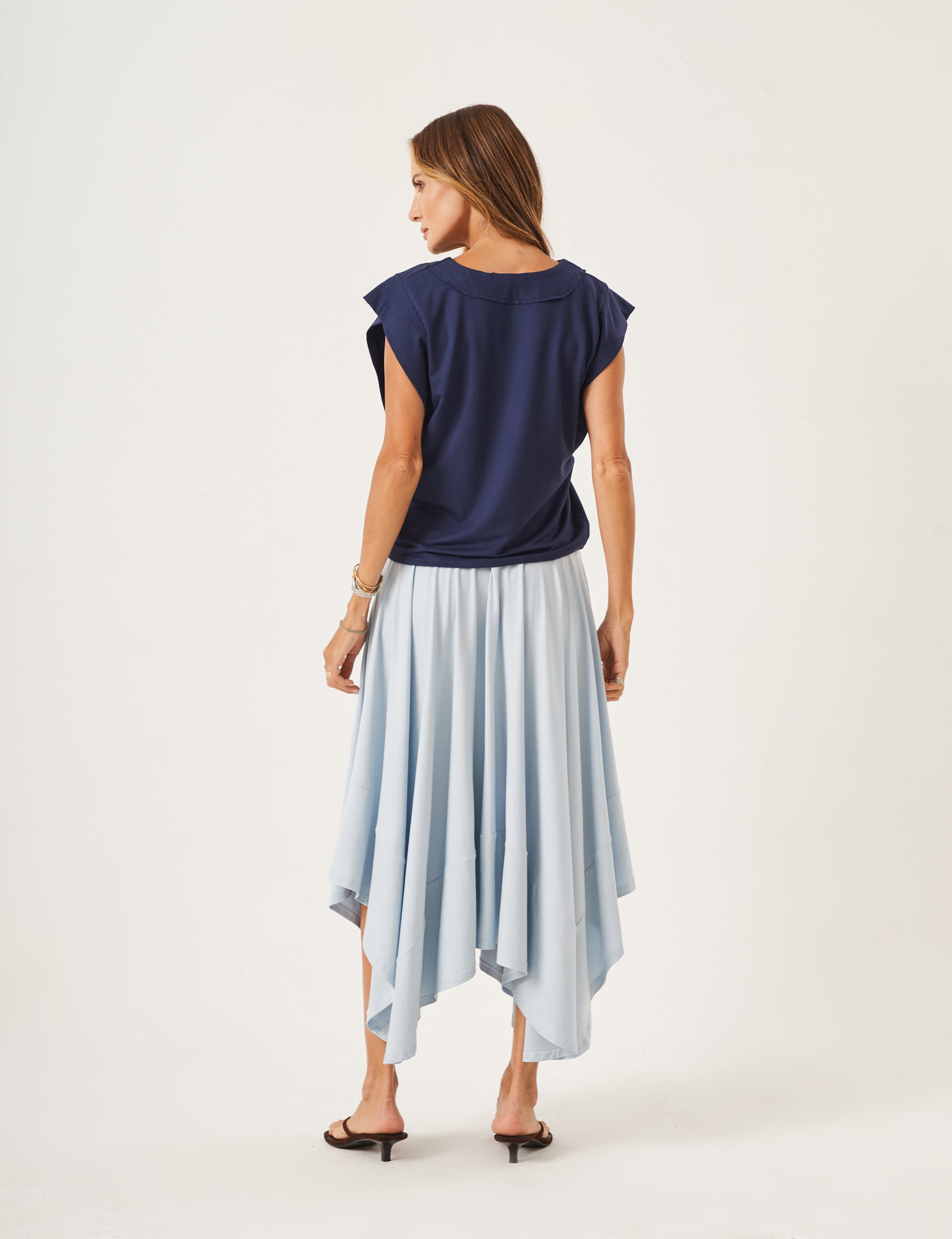 Conjunto Blusa Alessia Marinho e Saia Eloá Azul Céu
