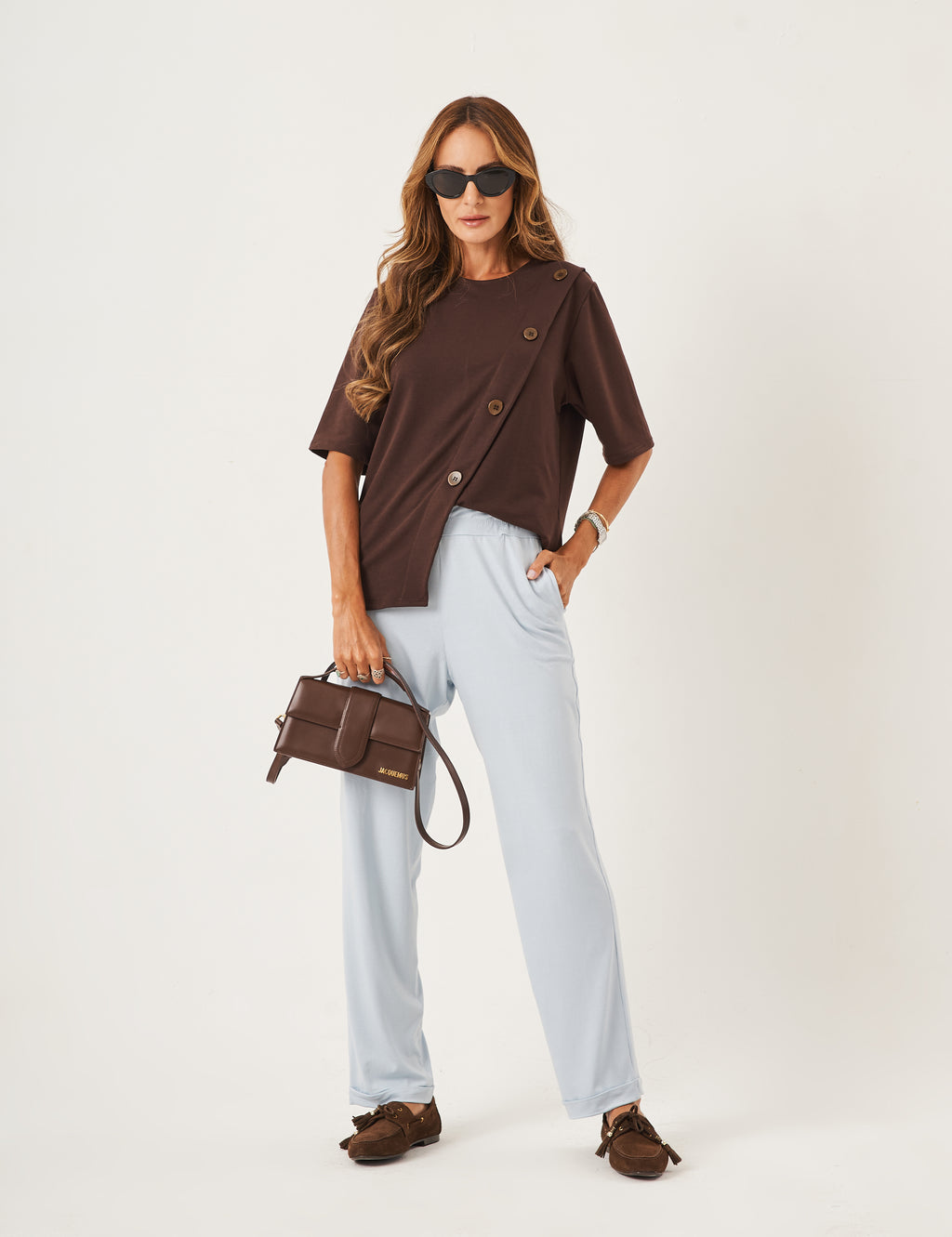 Conjunto Blusa Cora Marrom e Calça Paris Azul Céu
