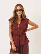 Conjunto Colete Havanna Malbec e Calça Aladin Marrom