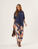 Conjunto Blusa Chiara Azul Marinho e Calça Cecilia Estampa Azul Marinho