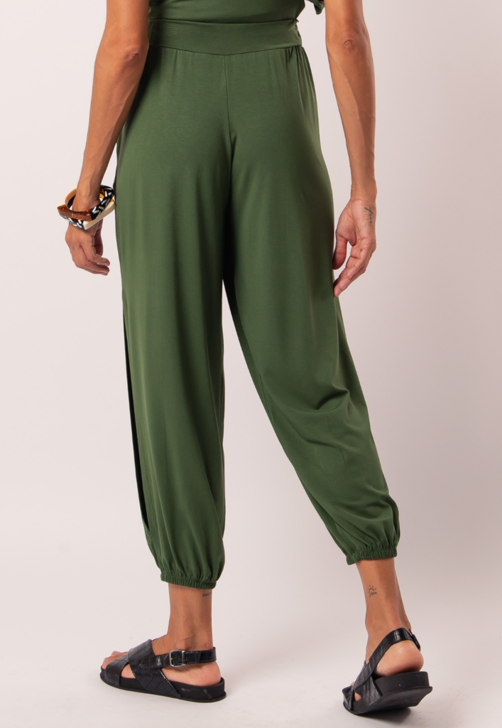 CALÇA CAPRI MILITAR