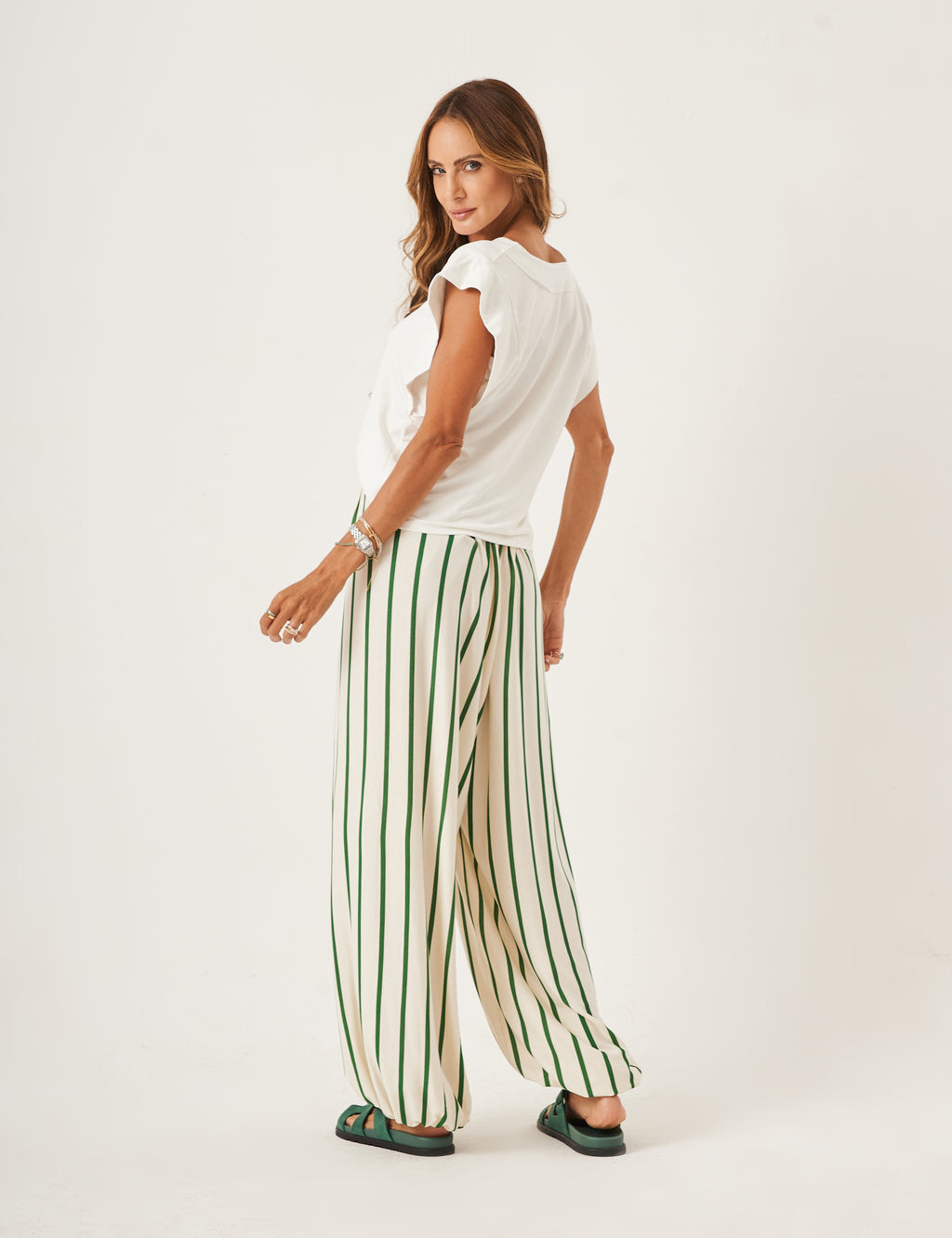 Conjunto Blusa Alessia Off White e Calça Elisa Listras Verde
