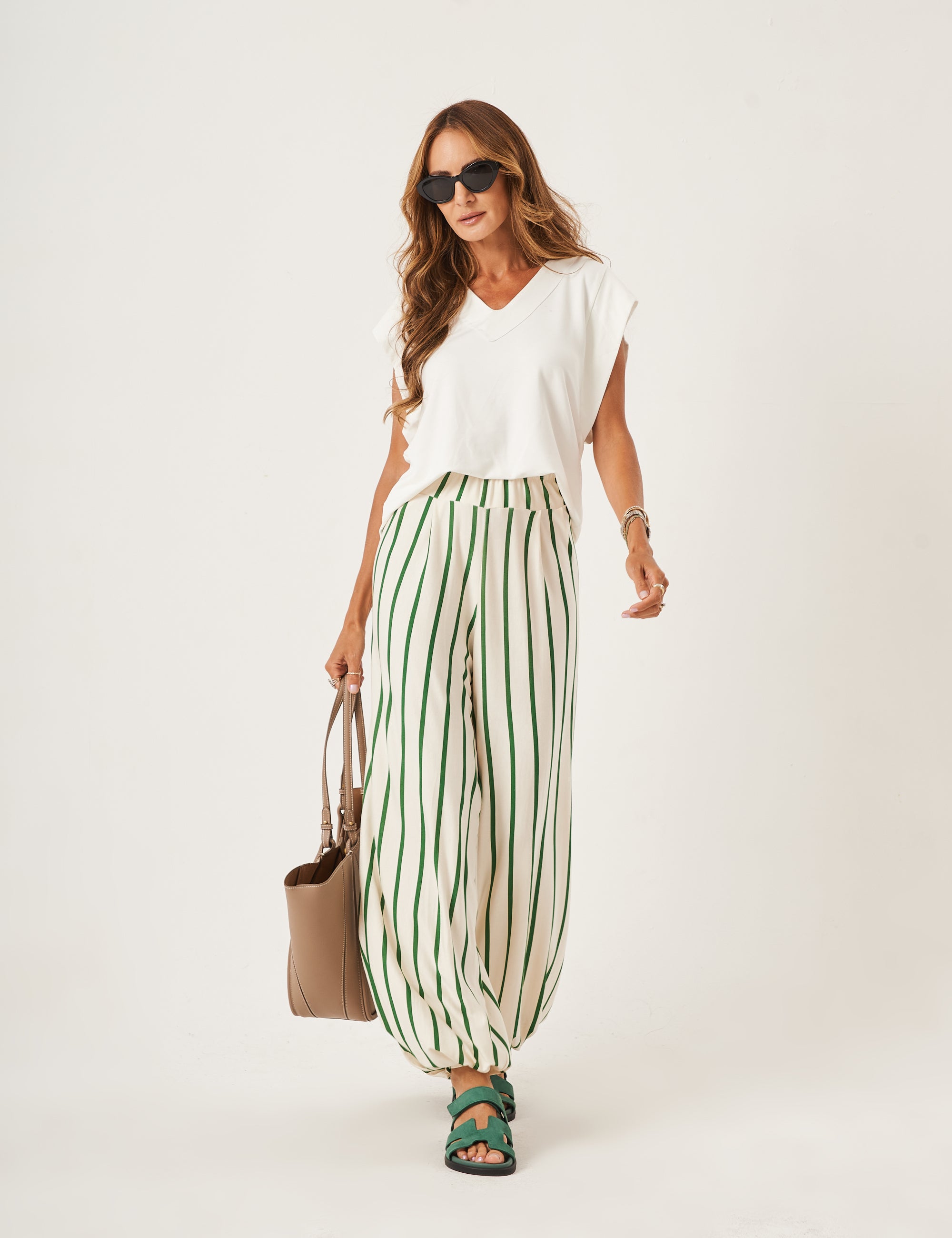 Conjunto Blusa Alessia Off White e Calça Elisa Listras Verde