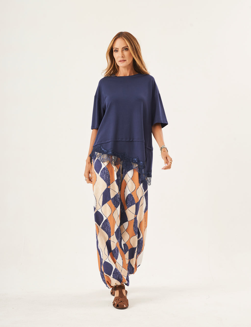 Conjunto Blusa Chiara Azul Marinho e Calça Aladin Estampa em Losango Marinho