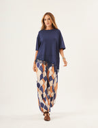 Conjunto Blusa Chiara Azul Marinho e Calça Cecilia Estampa Azul Marinho
