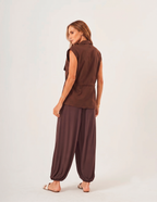 Conjunto Colete Havanna Marrom e Calça Aladin Marrom