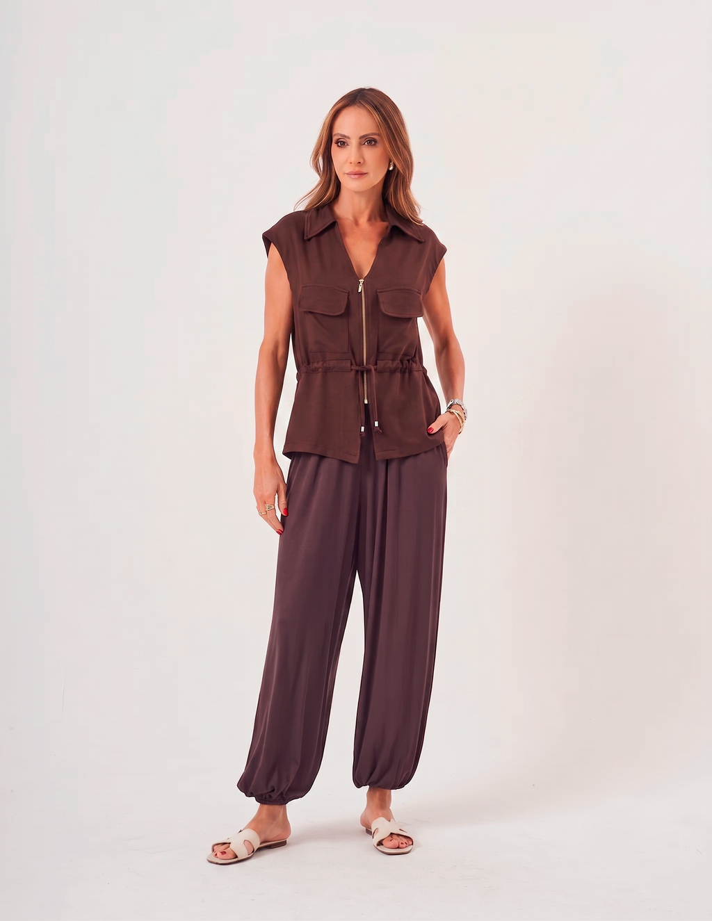 Conjunto Colete Havanna Marrom e Calça Aladin Marrom
