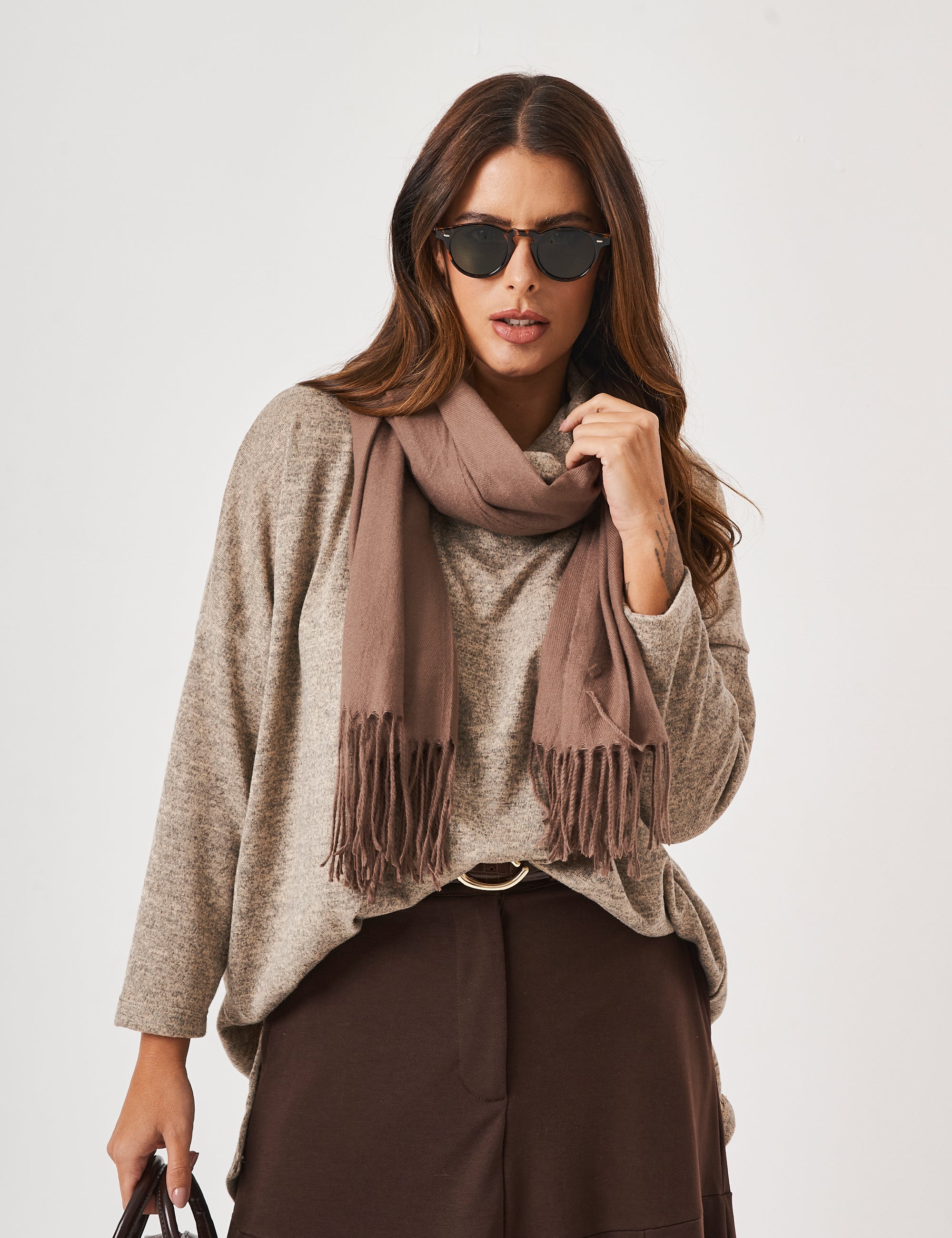 Conjunto Blusa Maya Bege e Saia Ayla Marrom