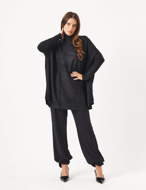 Blusa Tricot Gola Alta Oversized Preto