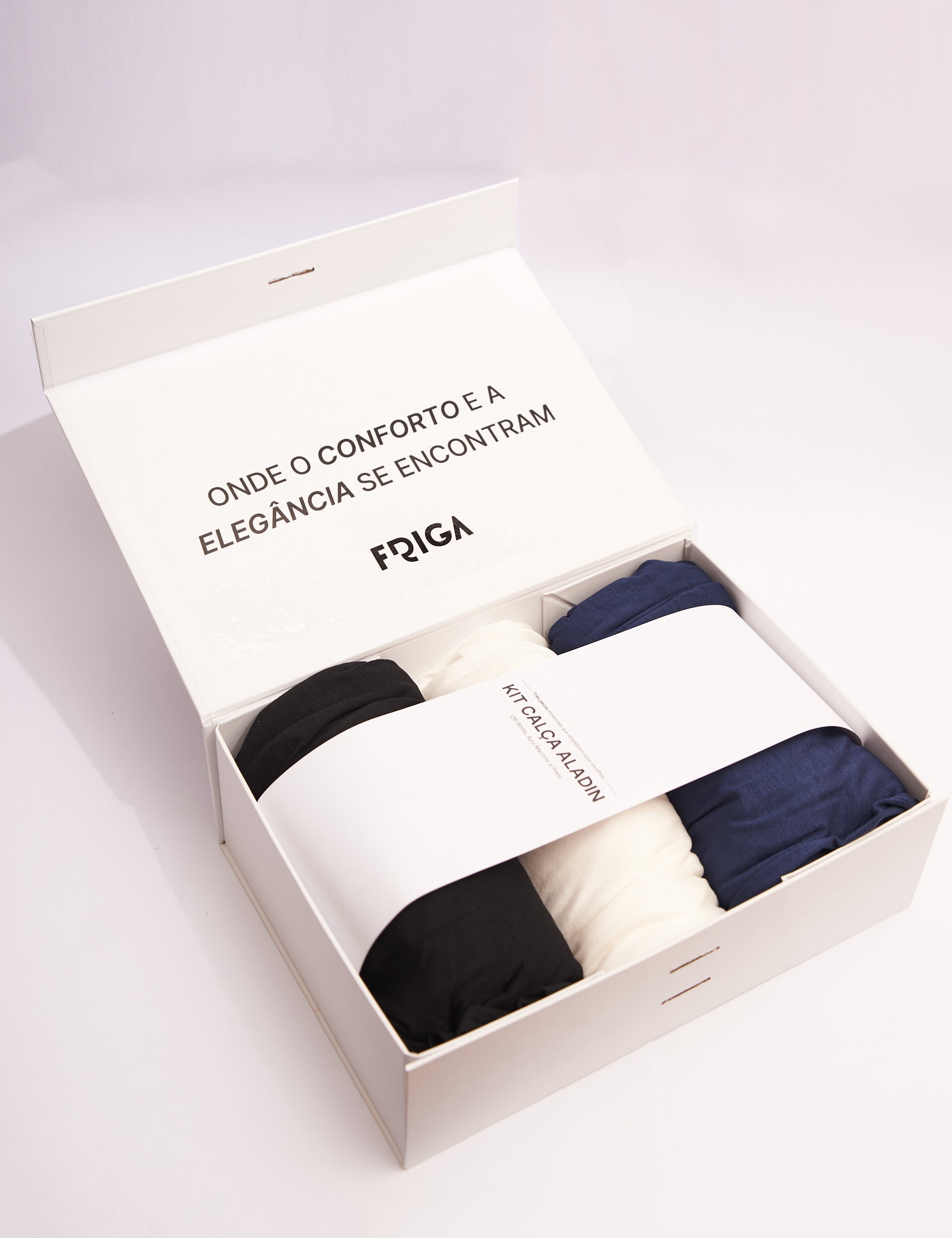 Kit Calça Aladin: Off White, Azul Marinho e Preto