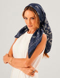 Lenço Estampado Mix Azul e Branco