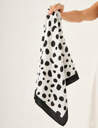 Lenço Estampado Mix Branco com Preto