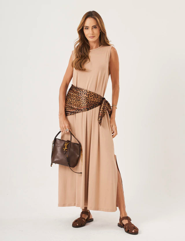 Vestido Clara Longo Bege