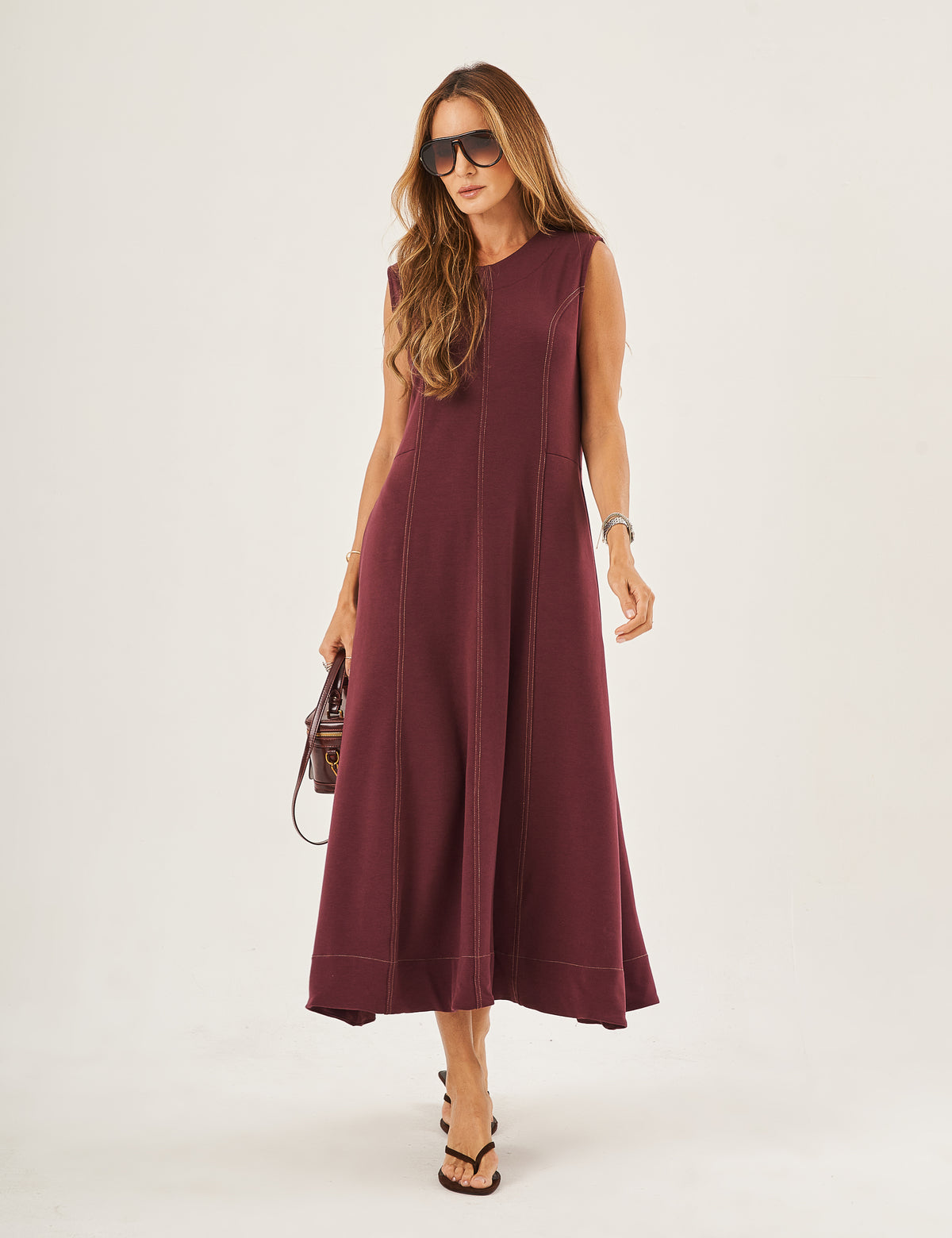 Vestido Pespontado Amelia Malbec