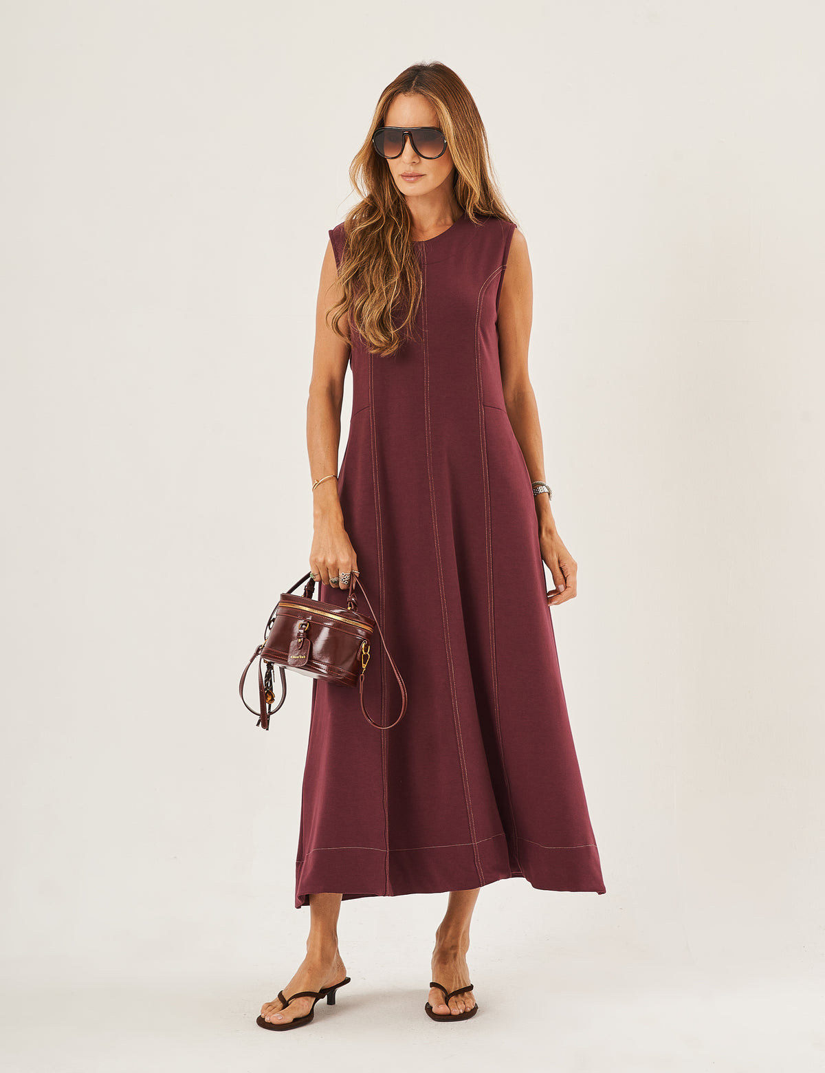 Vestido Pespontado Amelia Malbec