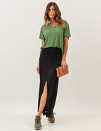 Conjunto Blusa Maria Verde Militar e Saia Midi Valença Preta