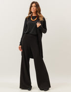 Trijunto Cardigan Longo Preto com Regata fendas preta e Calça Panamá Preta