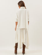 Conjunto Blusa Panamá Off White e Saia Midi Eloá Off White