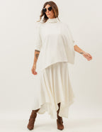 Conjunto Blusa Panamá Off White e Saia Midi Eloá Off White