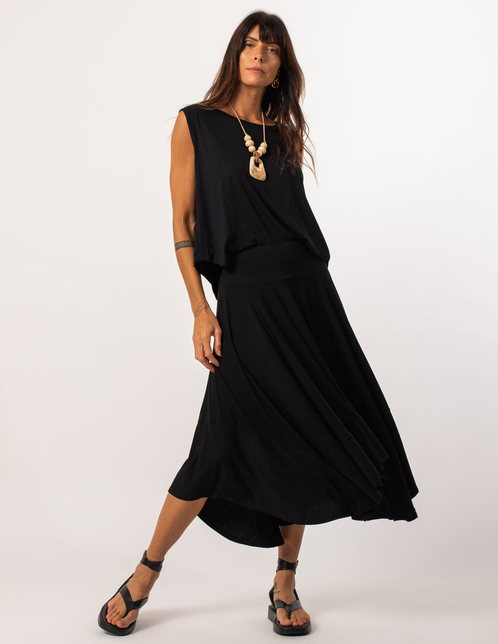 Conjunto Regata Fendas Preta e Saia Eloa Preta