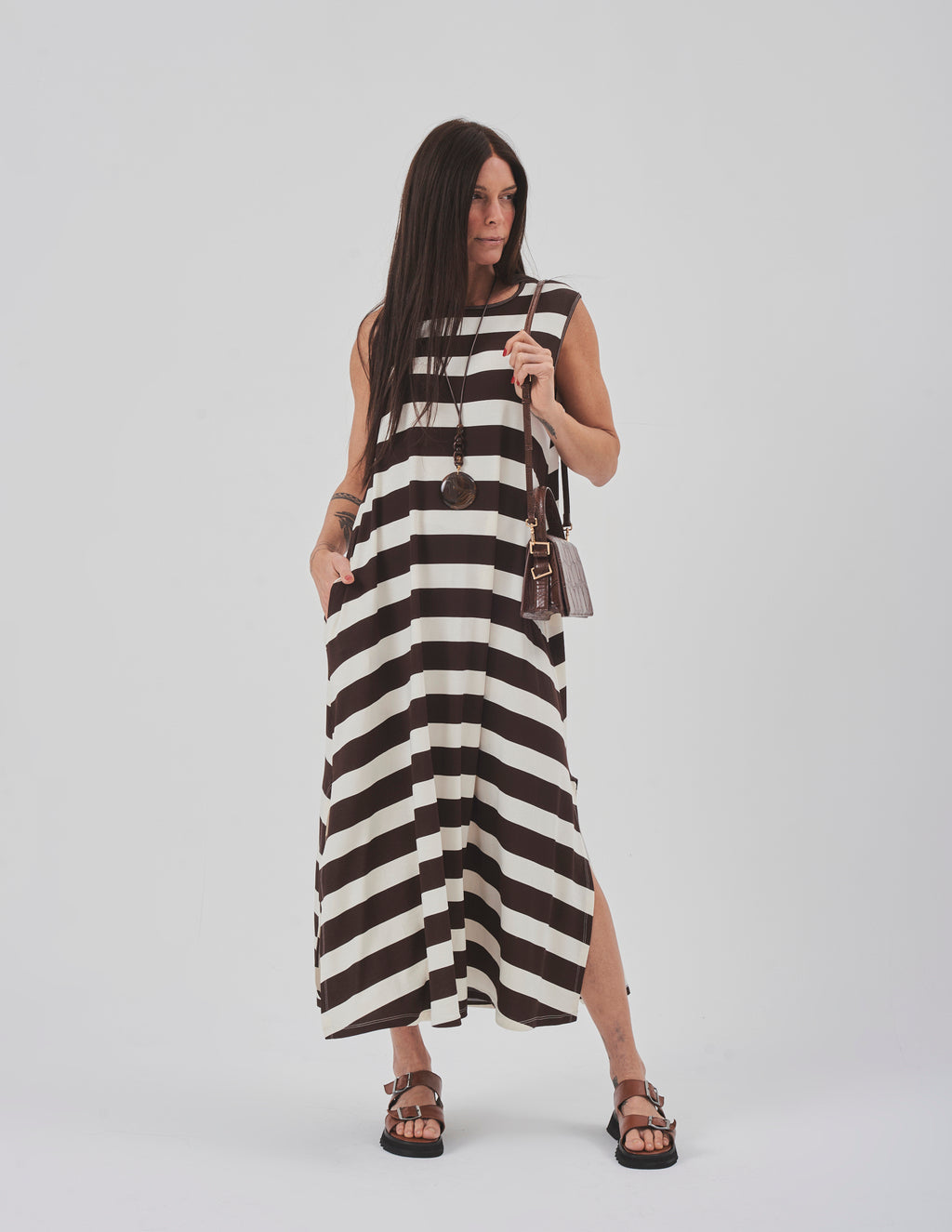 Vestido Clara Listrado Marrom