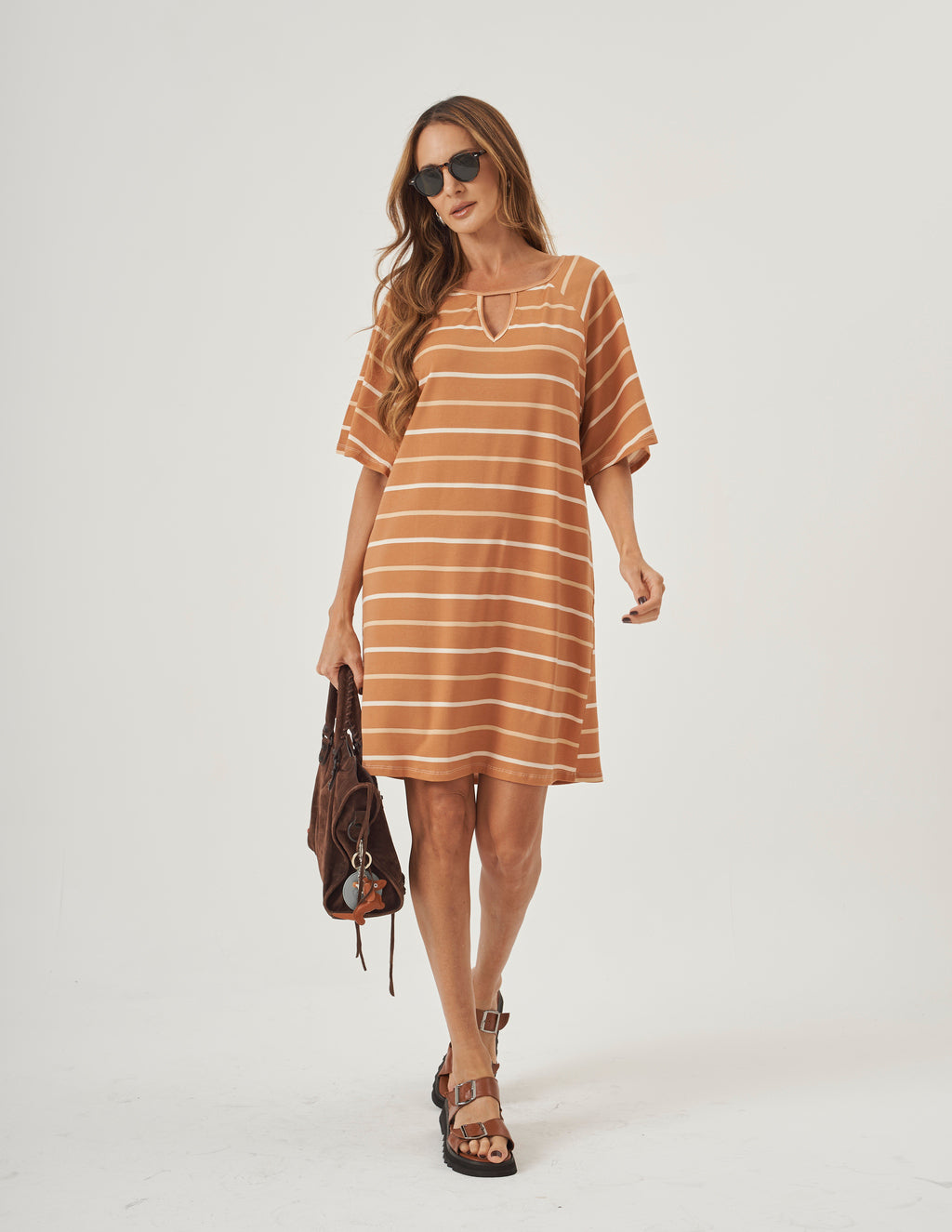 Vestido Curto Maitê Listras Bege e Terracota
