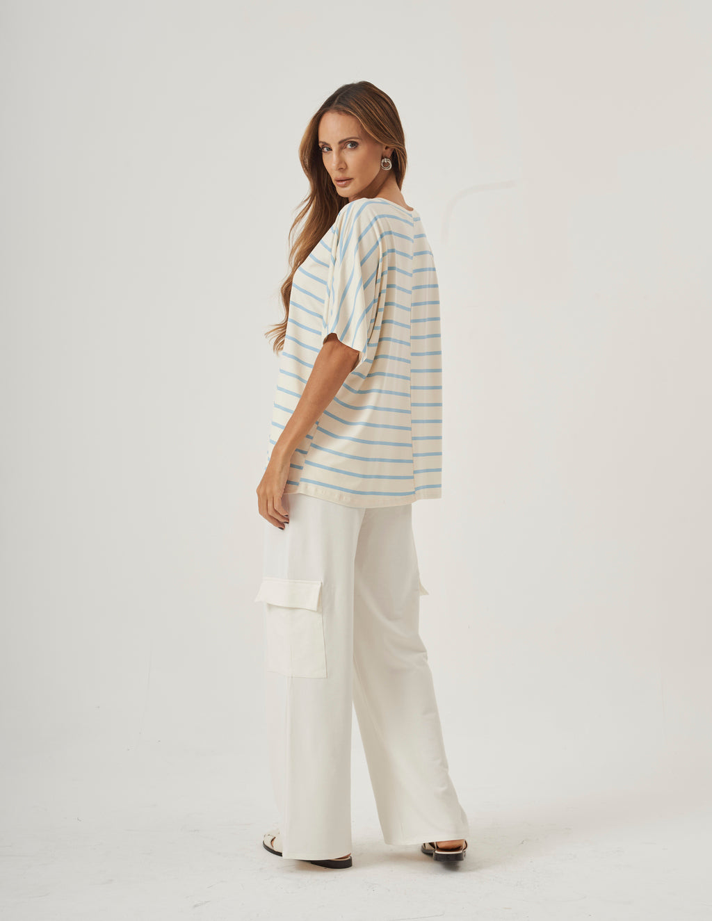 Conjunto Blusa Elisa Listras Azul Bebê e Calça Cargo Safira Off White