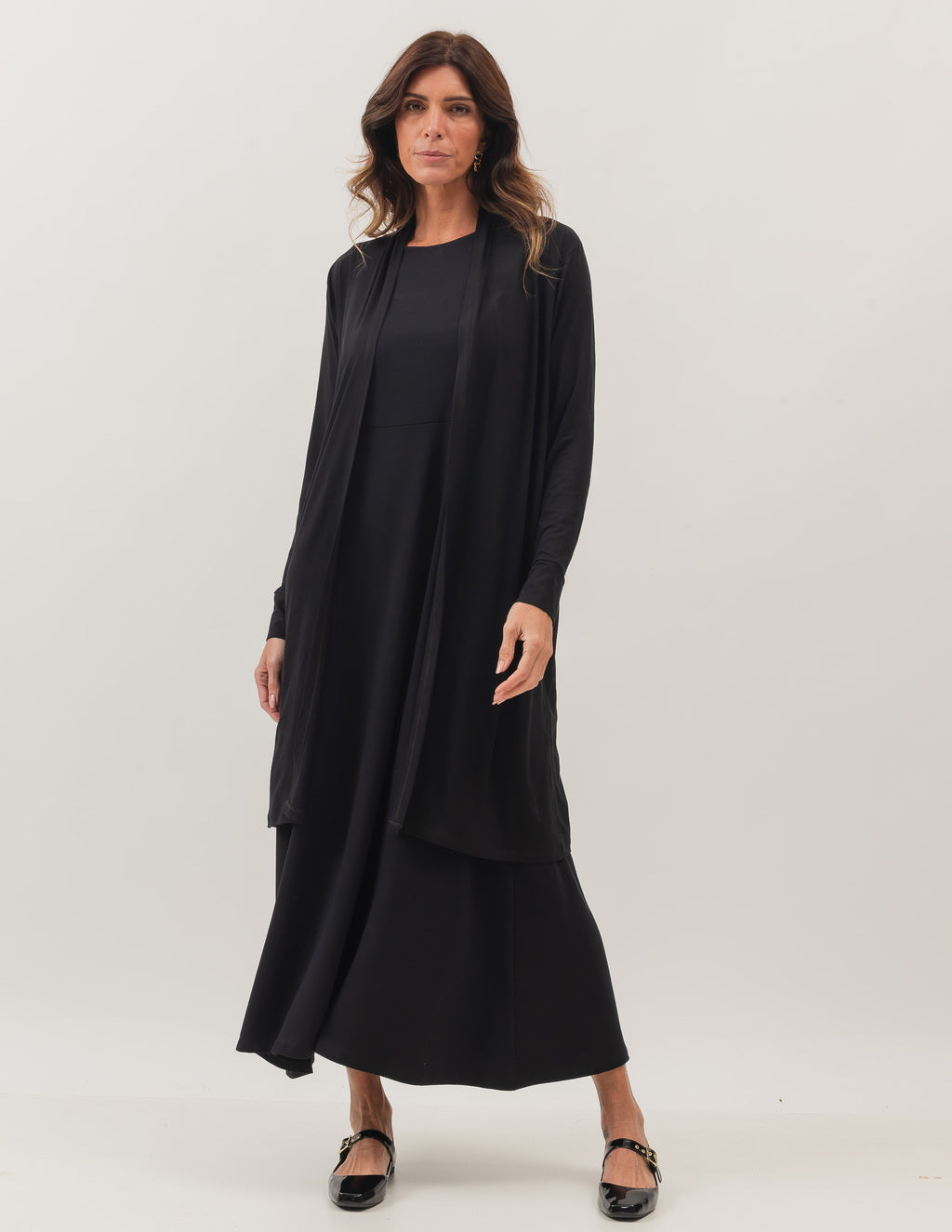 Conjunto Vestido Naomi Preto com Cardigan Preto