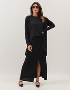 Trijunto Cardigan Preto Regata Fendas e Saia Midi Valença Preta