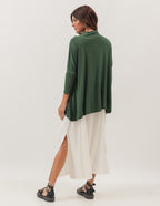 Conjunto Vestido Clara Off White e Blusa Gola Boba Verde Militar