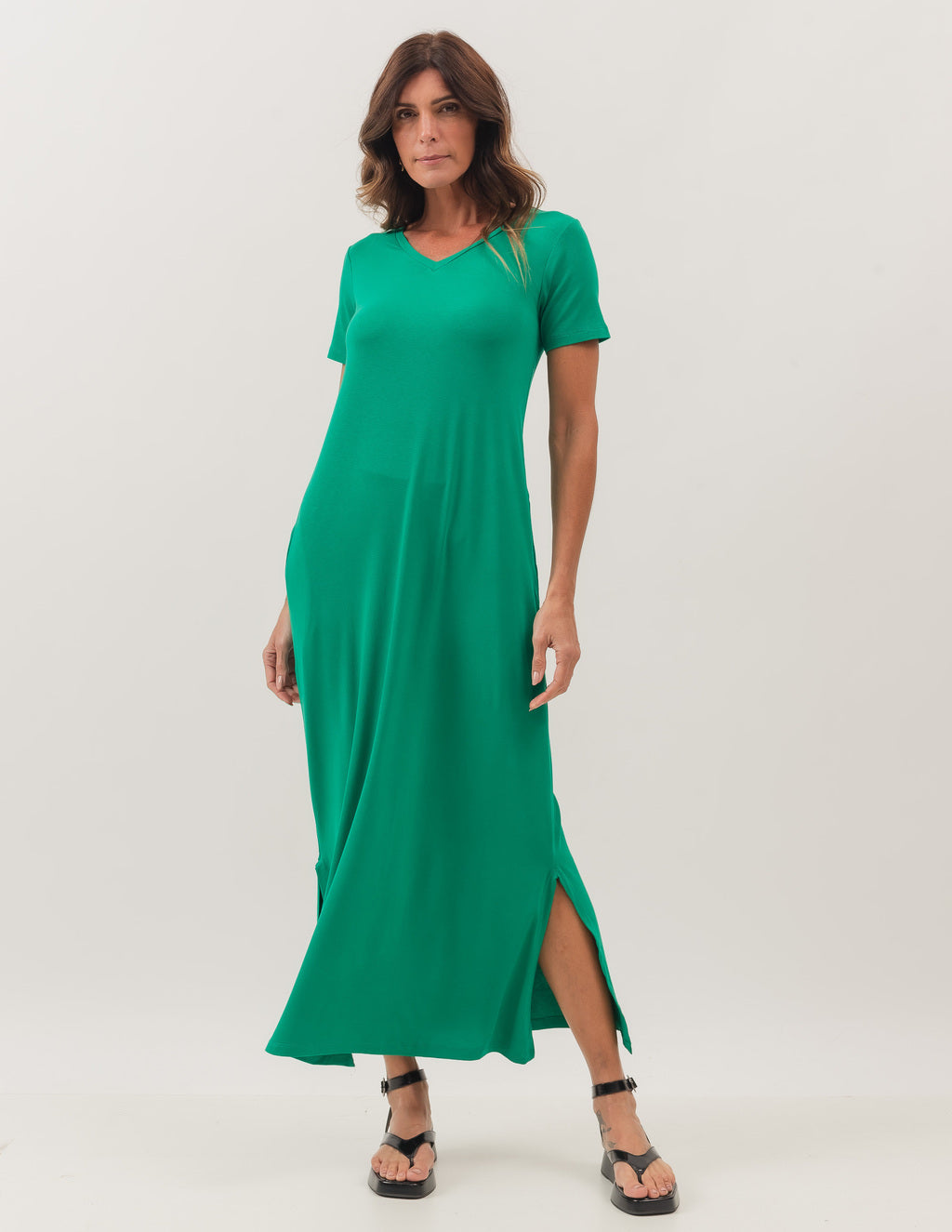 VESTIDO LONGO COM BOLSO VERDE BANDEIRA