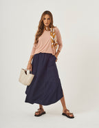 Conjunto Blusa Eva Bege e Saia Emma Azul Marinho