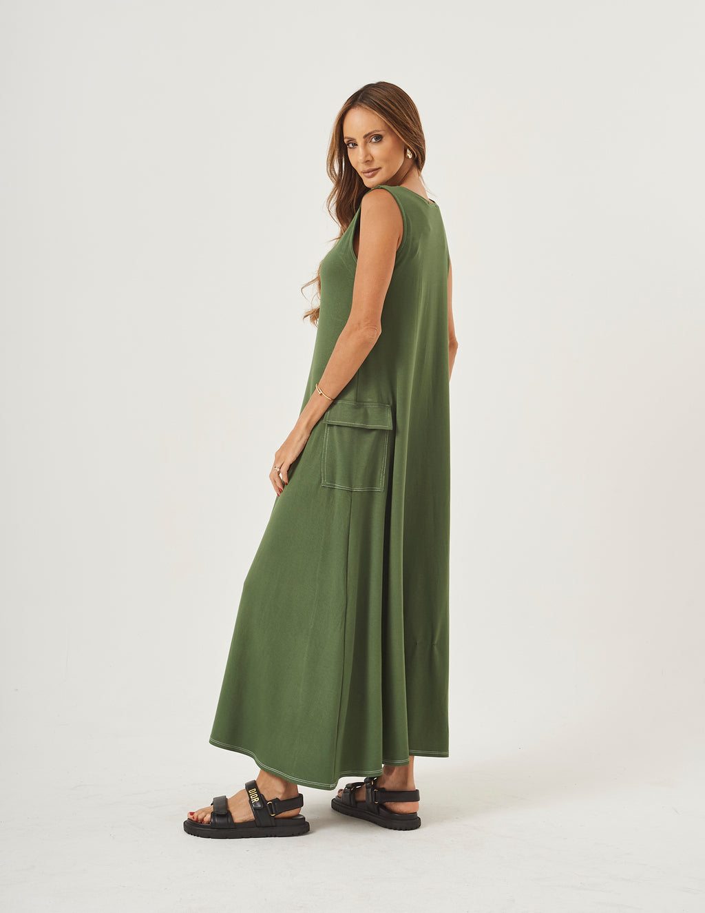 Vestido Pespontado Anastasia Verde Militar