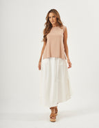 Conjunto Blusa Regata Fendas Bege e Saia Emma Off White